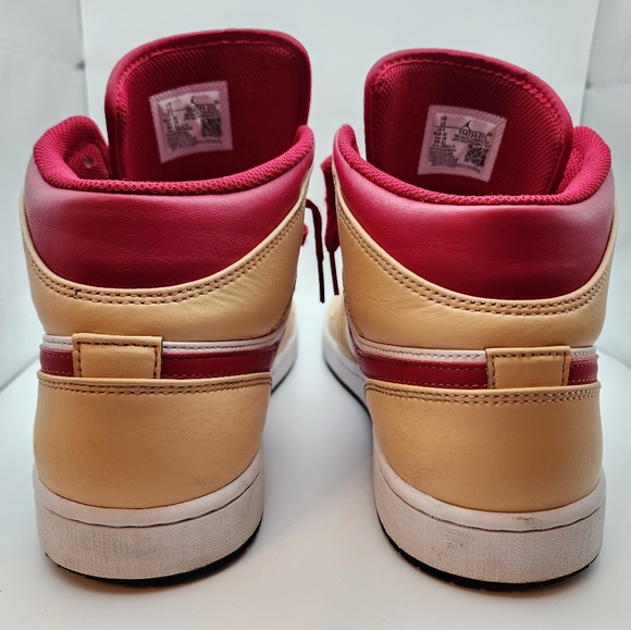 Jordan 1s Mid Curry men size 10 - Picture 3 of 7